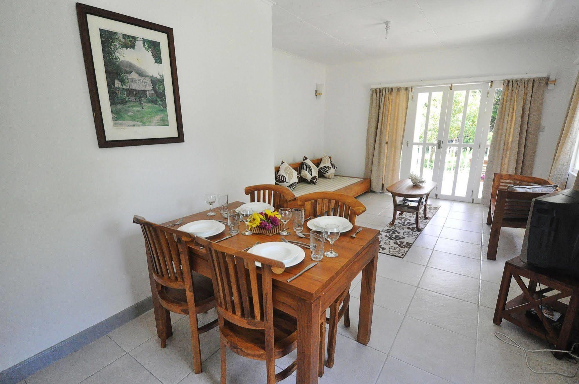 Petit Baie Chalet Pointe La Rue المظهر الخارجي الصورة